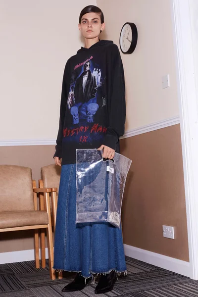 Look 20